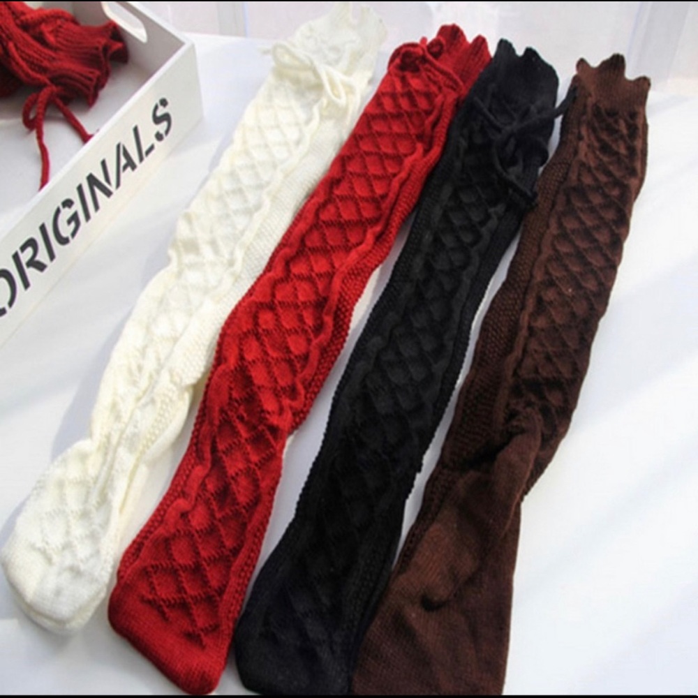 Thigh High Winter Socks Black - Picture 5 of 7